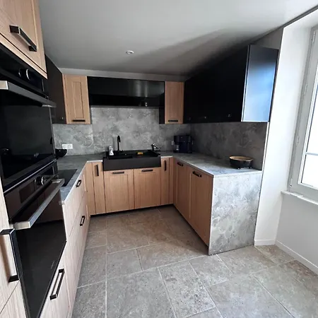 Maison Familiale Avec Charme Auvergnat Hébergement de vacances *